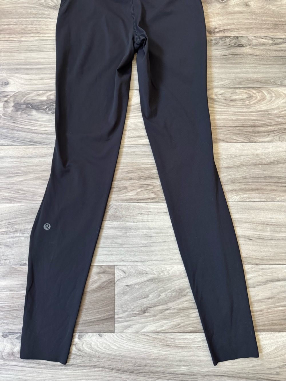 Lululemon Base Pace High-Rise Tight 28" in Black Size 4 - Picture 11 of 11